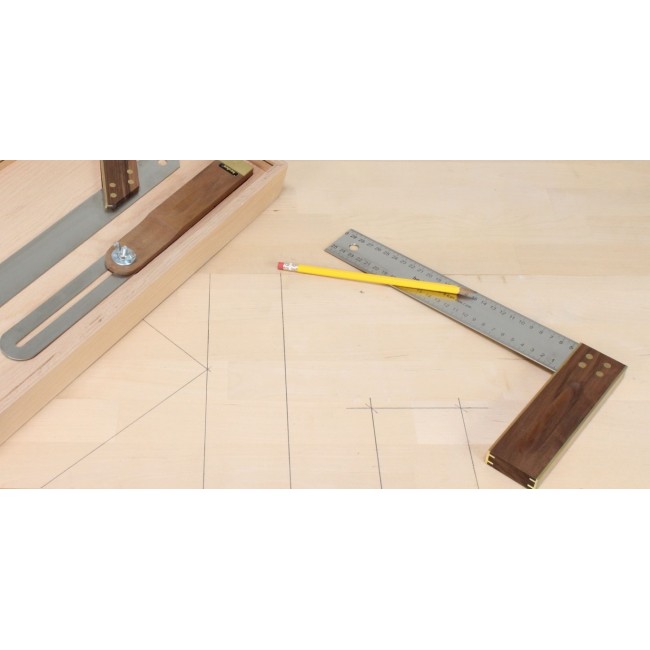 Asztalos szett fadobozban - A033 - Derékszögek és szögmásolók Asztalos szett fadobozban - A033 - Derékszögek és szögmásolók