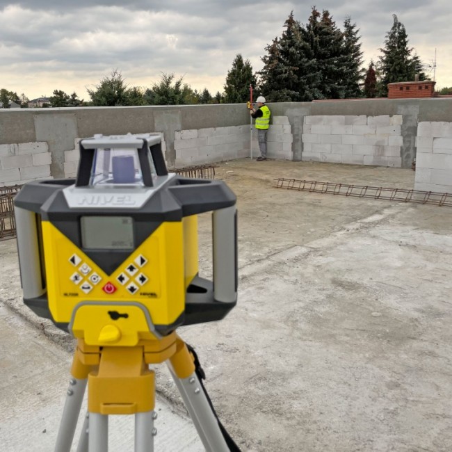 Nivel NL720R forgólézer csomagban - N4520csom - Forgólézerek és lézerszintezők Nivel NL720R forgólézer csomagban - N4520csom - Forgólézerek és lézerszintezők