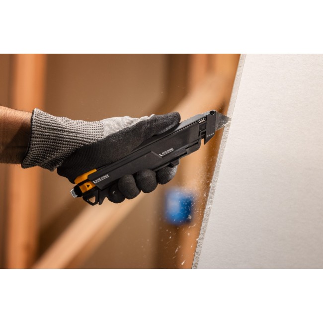 Toughbuilt döntött trapézpengés kés - TB-H4-10-A - Kések és fűrészek