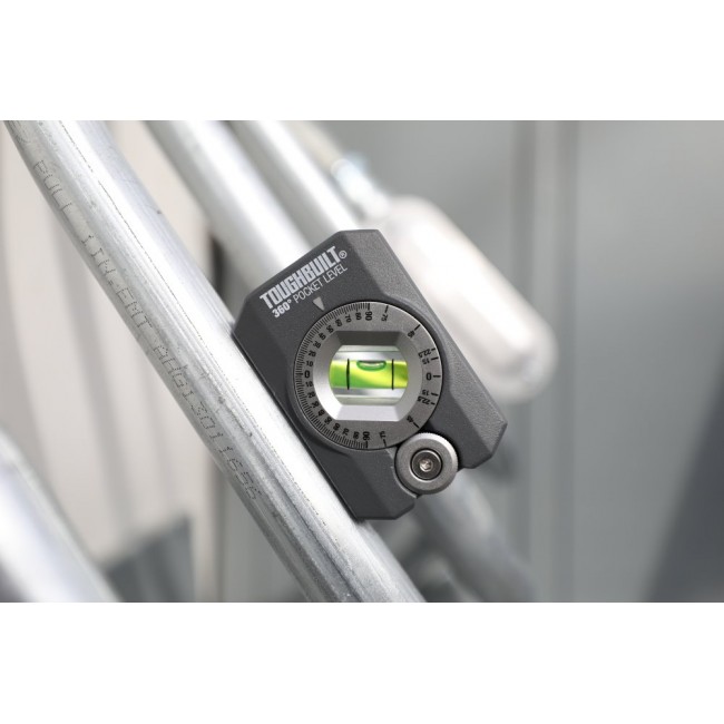 Toughbuilt zseb szögmérő 360° - TB-H2-L-4R - Vízmérték digitális és alumínium Toughbuilt zseb szögmérő 360° - TB-H2-L-4R - Vízmérték digitális és alumínium