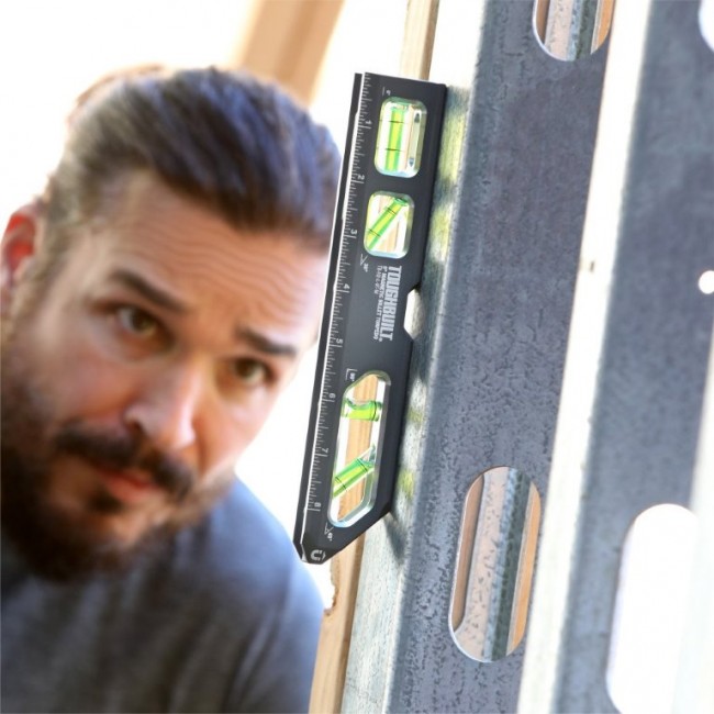 Toughbuilt Torpedo mágneses vízmérték 23 cm - TB-H2-L-M23T-M - Vízmérték digitális és alumínium Toughbuilt Torpedo mágneses vízmérték 23 cm - TB-H2-L-M23T-M - Vízmérték digitális és alumínium