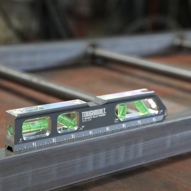 Toughbuilt Torpedo mágneses vízmérték 23 cm - TB-H2-L-M23T-M - Vízmérték digitális és alumínium Toughbuilt Torpedo mágneses vízmérték 23 cm - TB-H2-L-M23T-M - Vízmérték digitális és alumínium