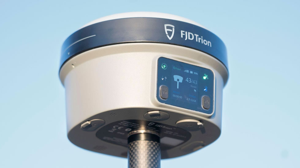FJD V10i GNSS vevő OLED kijelzővel